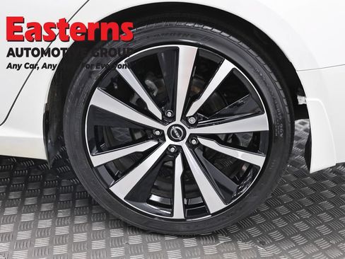 Used 2022 Nissan Altima 2.0 SR FWD image 33