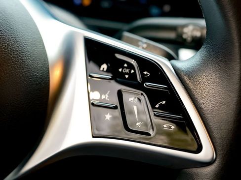 Used 2024 Mercedes-Benz GLB 250 image 52