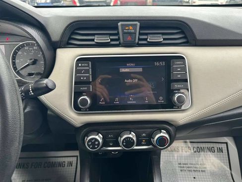 Used 2020 Nissan Versa SV FWD image 15