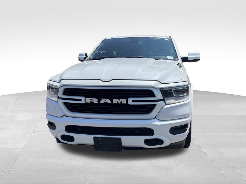 Used 2019 RAM 1500 Laramie w/ Sport Appearance Package AWD/4WD image 10