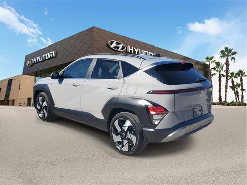 Used 2024 Hyundai Kona Limited image 2