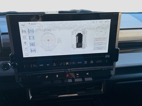 Used 2024 GMC Hummer EV 3X image 12