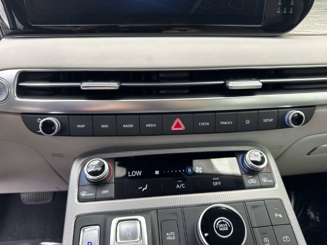 Used 2024 Hyundai Palisade Calligraphy FWD image 29