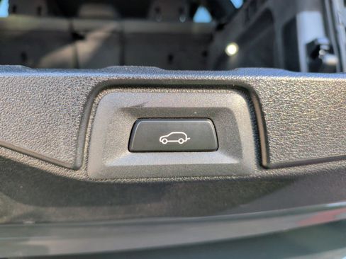 Certified 2023 BMW X5 M50i w/ Executive Package image 42