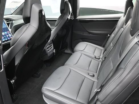 Used 2016 Tesla Model X 90D AWD/4WD image 31