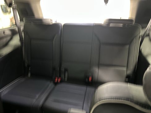 Used 2021 GMC Yukon SLT w/ SLT Luxury Plus Package image 33