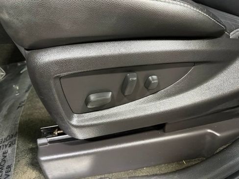 Used 2018 Chevrolet Tahoe LT AWD/4WD image 28
