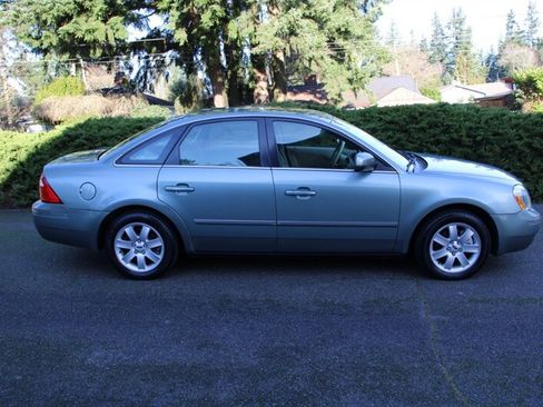 Used 2005 Ford Five Hundred SEL image 12