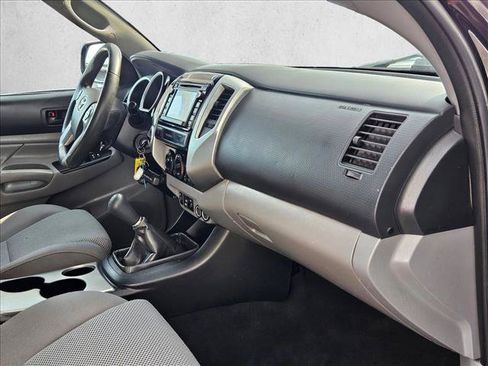 Used 2015 Toyota Tacoma 4x4 Double Cab image 18