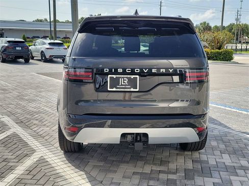New 2025 Land Rover Discovery Metropolitan Edition image 4