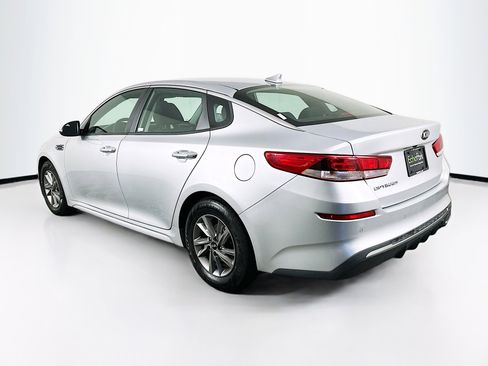 Used 2020 Kia Optima LX image 5