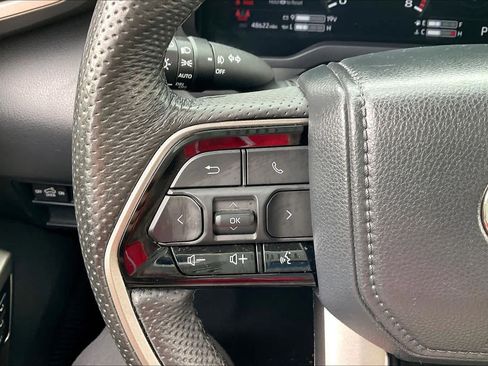 Used 2024 Toyota Tundra Limited AWD/4WD image 23