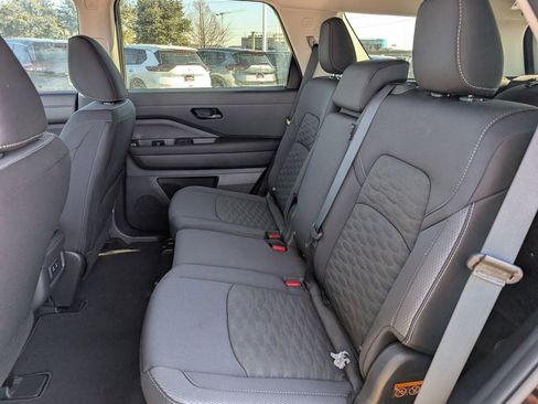 New 2026 Nissan Pathfinder S image 20
