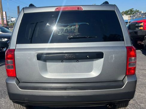 Used 2013 Jeep Patriot Sport FWD image 6