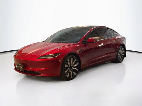 Used 2025 Tesla Model 3 Long Range image 3