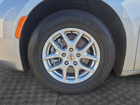 Used 2021 Chrysler Voyager LX w/ Cold Weather Group image 33