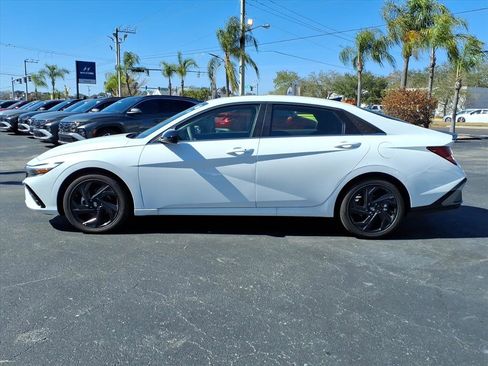 New 2026 Hyundai Elantra SEL Sport image 3