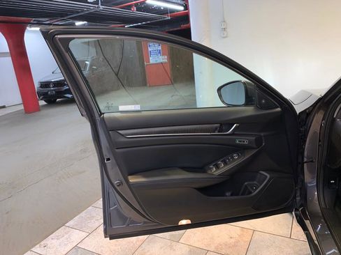 Used 2021 Honda Accord EX-L image 14