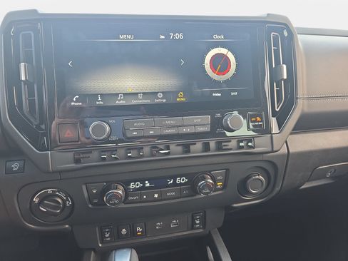 Used 2026 Nissan Frontier SV w/ SV Convenience Package AWD/4WD image 19