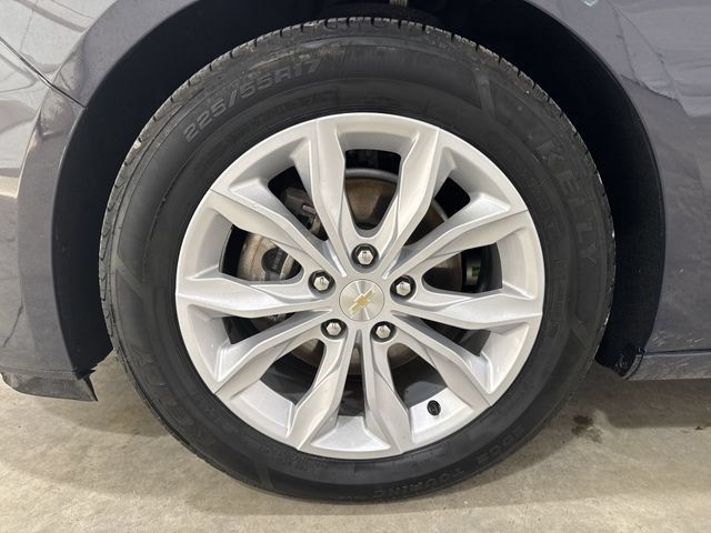 Used 2025 Chevrolet Malibu LT FWD image 32