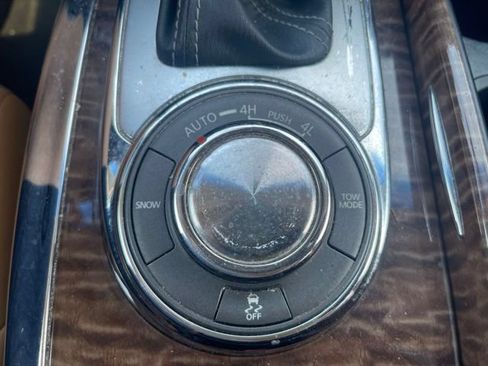Used 2017 Nissan Armada Platinum w/ Captain Seat Package AWD/4WD image 15