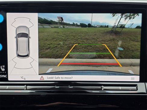 New 2025 Volkswagen Atlas Cross Sport SEL image 14