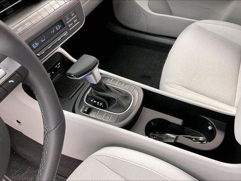 New 2026 Hyundai Kona SEL Sport AWD/4WD image 9