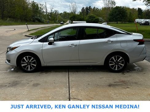 Certified 2025 Nissan Versa SV FWD image 6