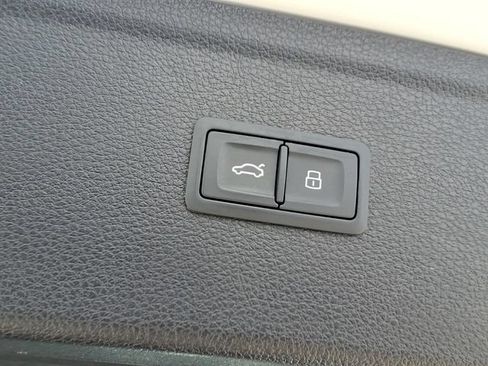 Used 2019 Audi Q5 Prestige AWD/4WD image 8