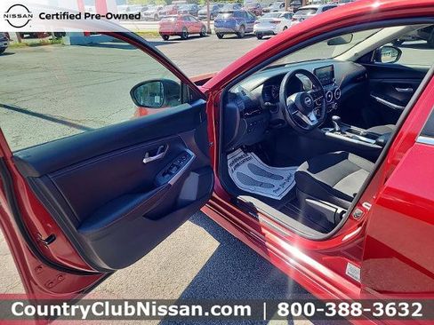 Certified 2024 Nissan Sentra SR FWD image 10