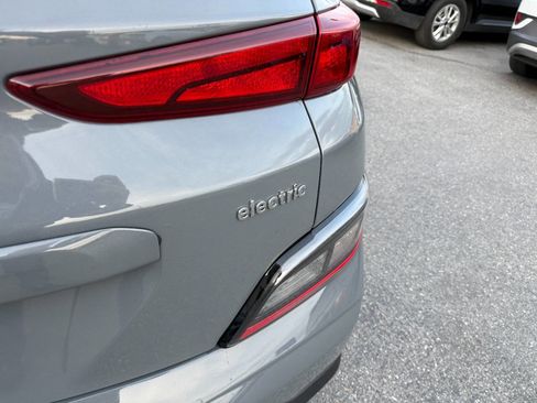 Used 2023 Hyundai Kona SEL image 17