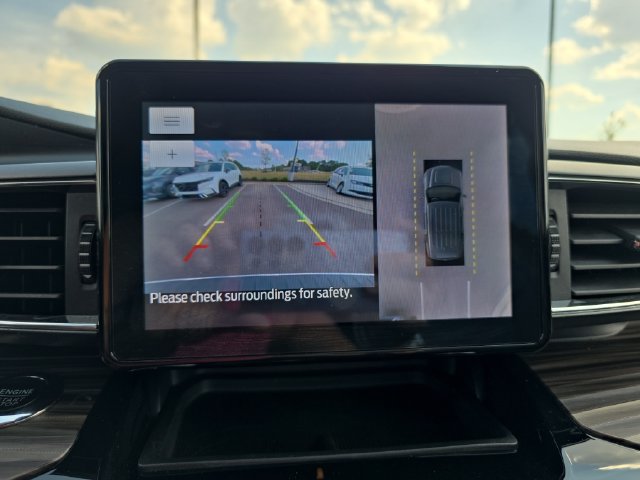 Used 2022 Ford Explorer Limited w/ Equipment Group 301A RWD image 25