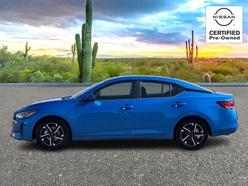 Certified 2025 Nissan Sentra SV image 3
