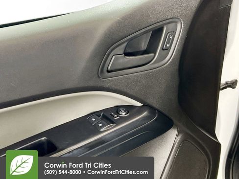 Used 2016 Chevrolet Colorado W/T image 11