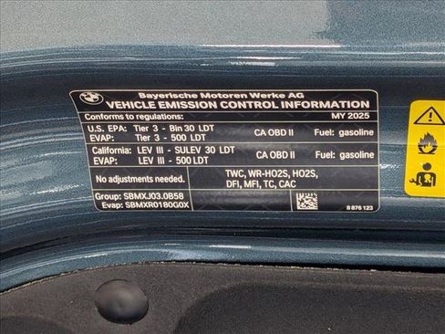 Used 2025 BMW X7 xDrive40i AWD/4WD image 29