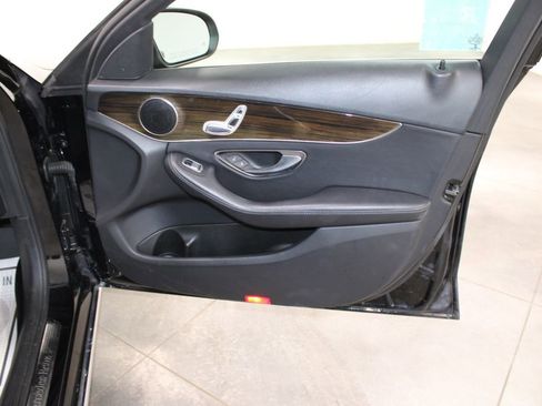 Used 2019 Mercedes-Benz C 300 Sedan image 26