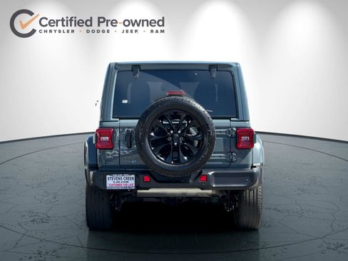 Used 2025 Jeep Wrangler Unlimited Sahara w/ Safety Group AWD/4WD image 5