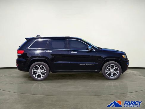 Used 2019 Jeep Grand Cherokee Overland AWD/4WD image 5