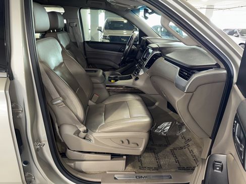 Used 2015 GMC Yukon XL SLT AWD/4WD image 12