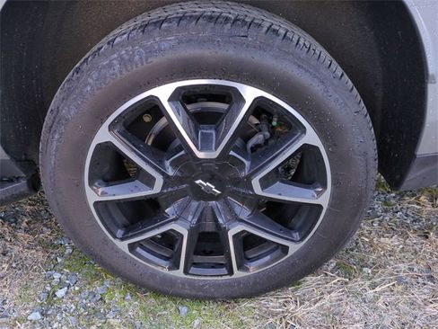 Used 2025 Chevrolet Tahoe RST w/ Comfort Package image 7