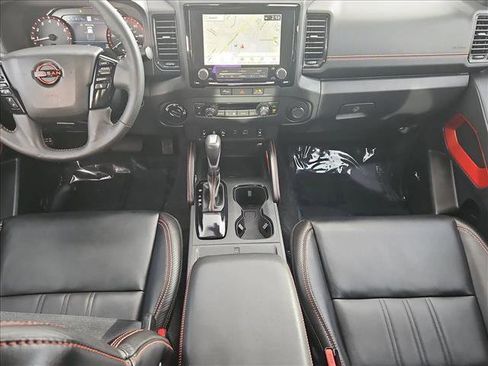 Used 2023 Nissan Frontier PRO-4X w/ Pro-4X Premium Package image 18
