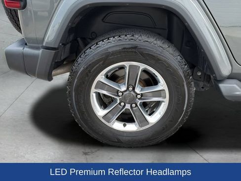 Used 2021 Jeep Wrangler Unlimited Sahara w/ Uconnect 4C Nav & Sound Group AWD/4WD image 33
