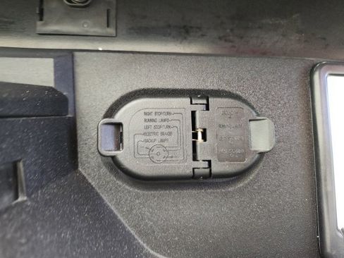 Used 2022 Toyota Tundra SR5 image 28