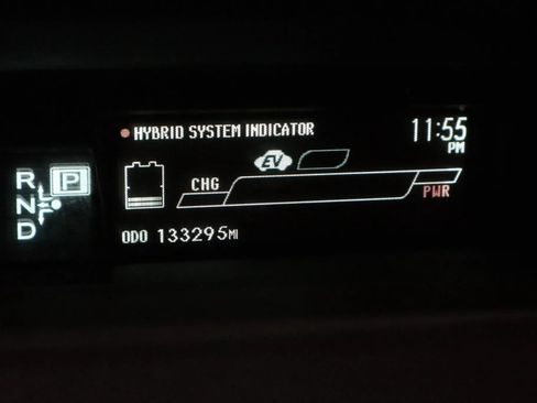 Used 2014 Toyota Prius Four w/ Solar Roof Package image 29