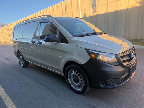 Used 2016 Mercedes-Benz Metris Cargo 3dr Mini Van image 7