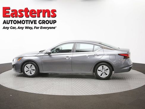 Used 2023 Nissan Altima 2.5 S FWD image 54