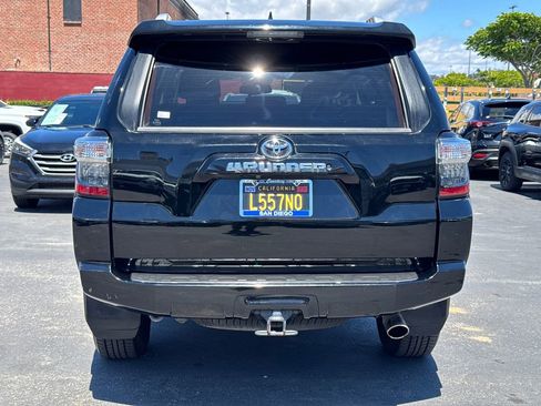 Used 2014 Toyota 4Runner SR5 Premium RWD image 11