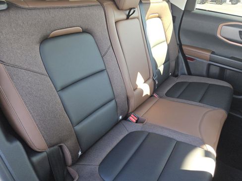 Used 2025 Ford Bronco Sport Outer Banks w/ Outer Banks Tech Package+ AWD/4WD image 19