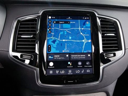 Certified 2024 Volvo XC90 T8 Ultimate w/ Protection Package AWD/4WD image 15