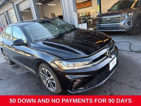 Used 2025 Volkswagen Jetta Sport FWD image 3